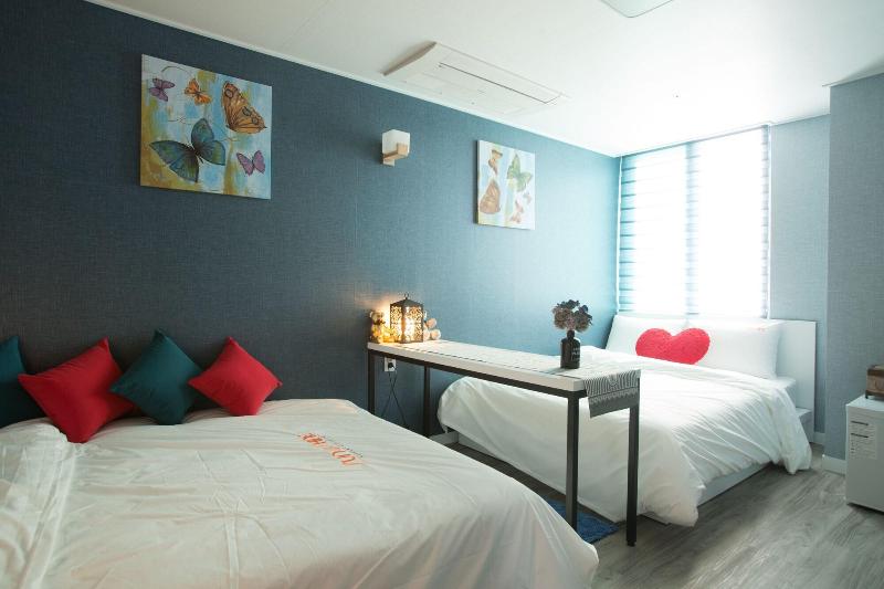 Myeongdong Sunshine Guesthouse image