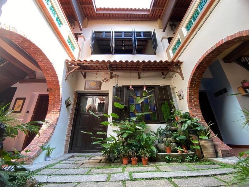 Ke Lan Tan House image