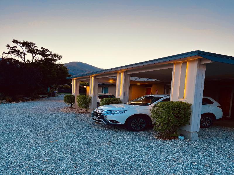 Manuka Crescent Motel image