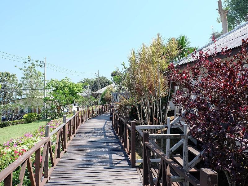 Samed Cliff Resort image