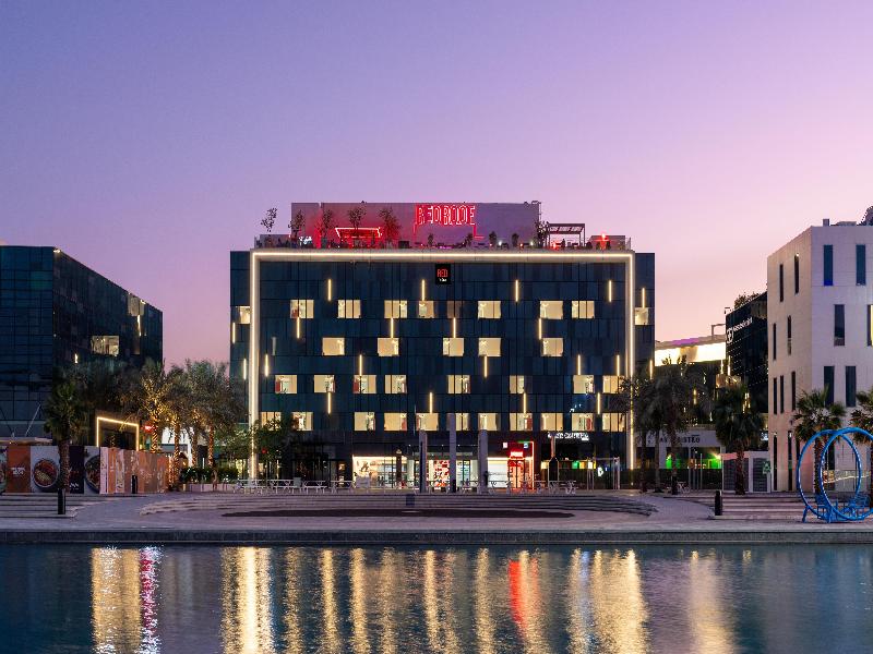 Radisson Red Dubai Silicon Oasis image