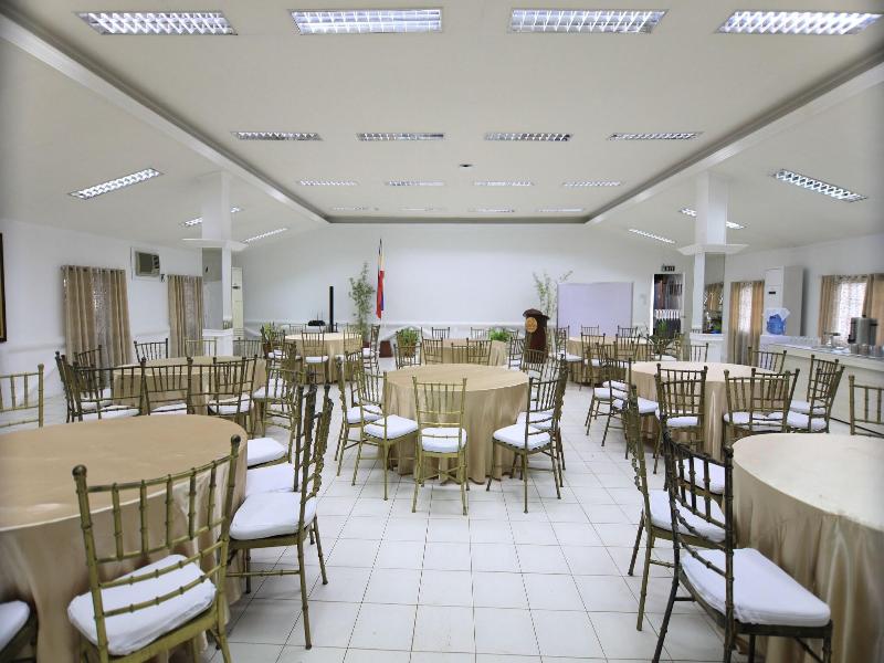 Loreland Farm Resort image