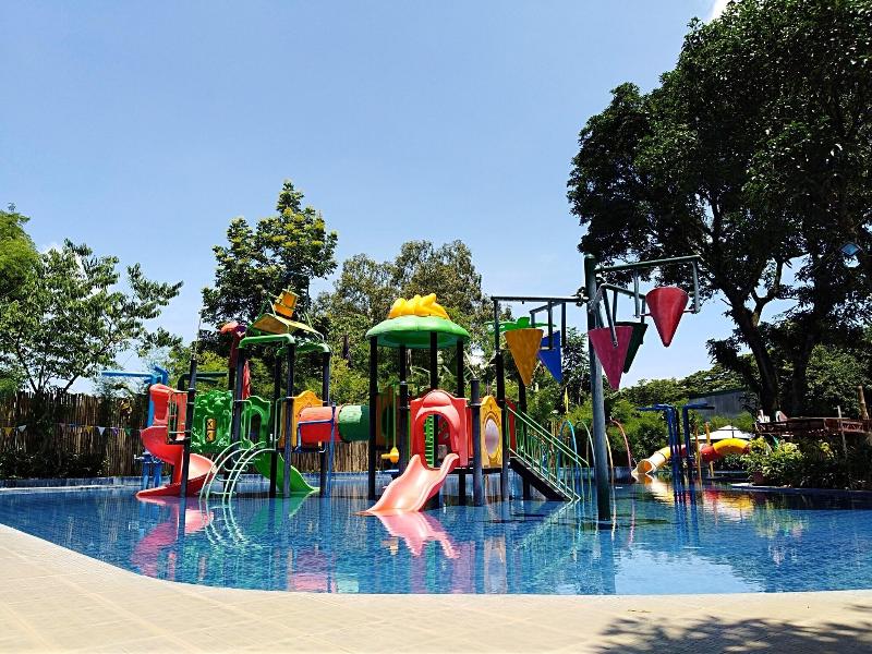 Loreland Farm Resort image