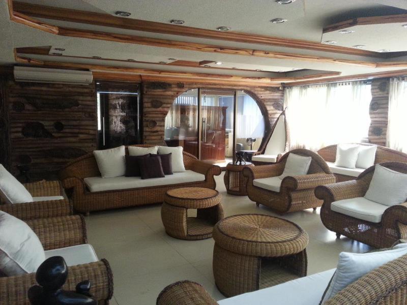 Bosay Hotel image