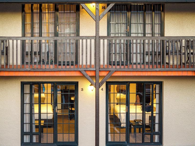 Knights Inn image