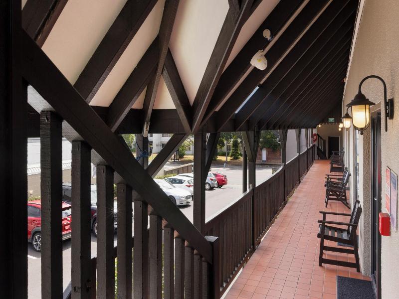 Knights Inn image