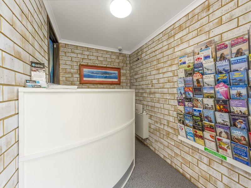 Coast Inn Motel image
