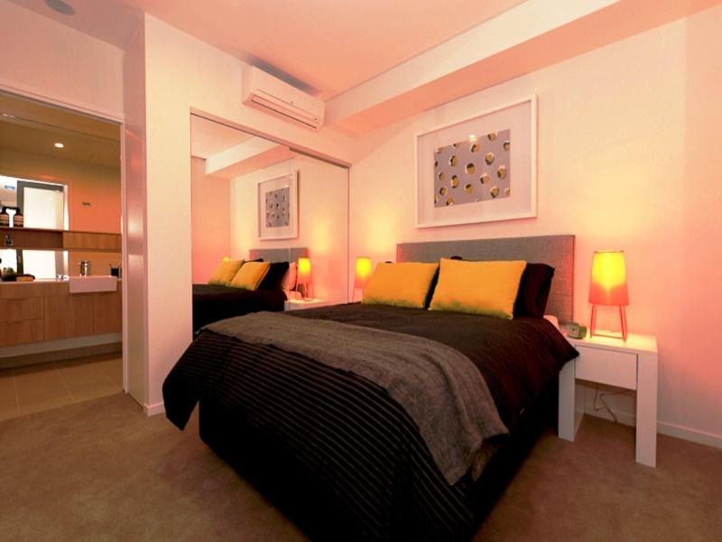 Vine Serviced Apartments image