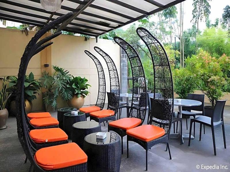 Spring Plaza Hotel image
