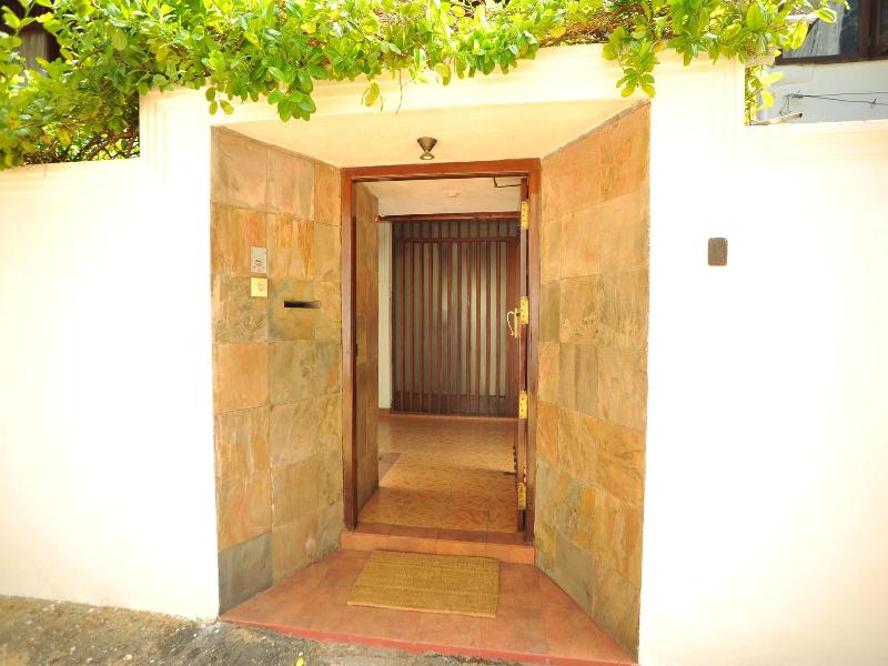 Colombo Villa At Cambridge Place image