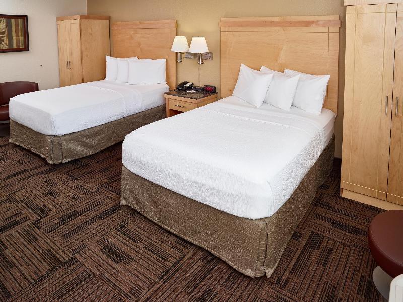 Livinn Hotel Maplewood image