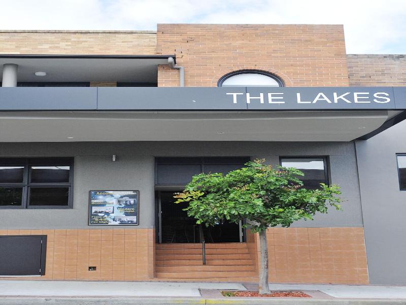 The Lakes Hotel image
