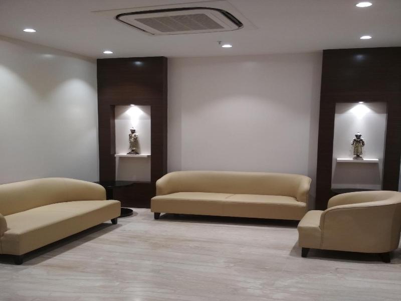 Y N HOTELS image