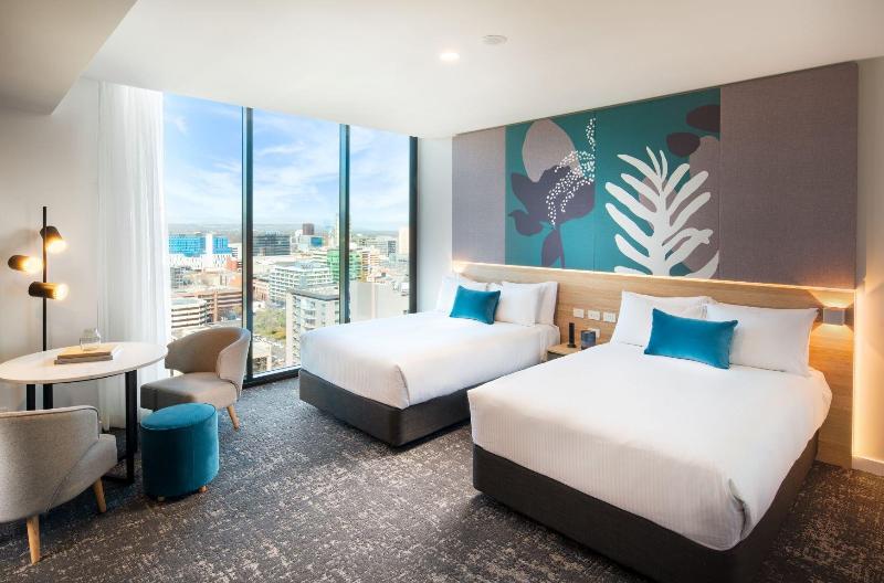 Crowne Plaza Adelaide image