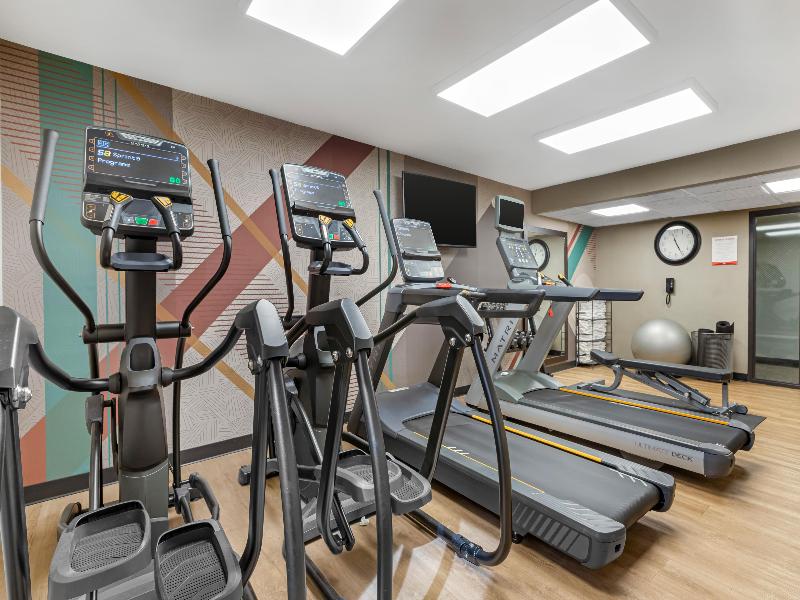Drury Inn Suites Joplin image