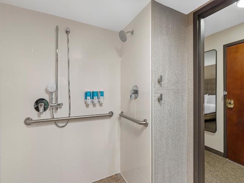 Drury Inn Suites Joplin image