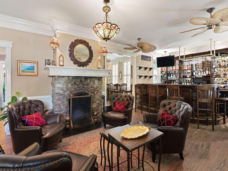 Village Inn And Pub