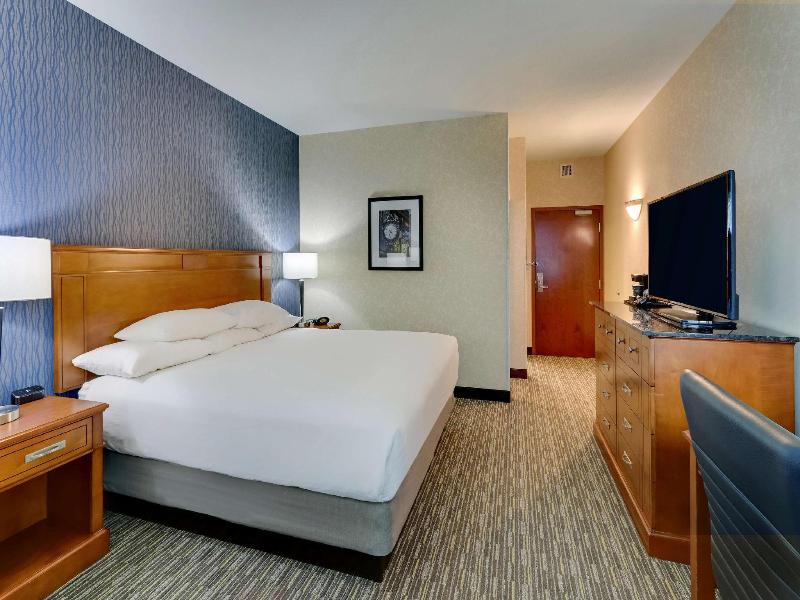 Drury Inn Suites Sikeston image