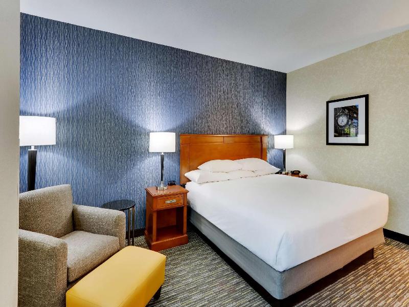 Drury Inn Suites Sikeston image