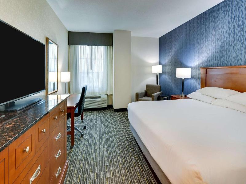 Drury Inn Suites Sikeston image