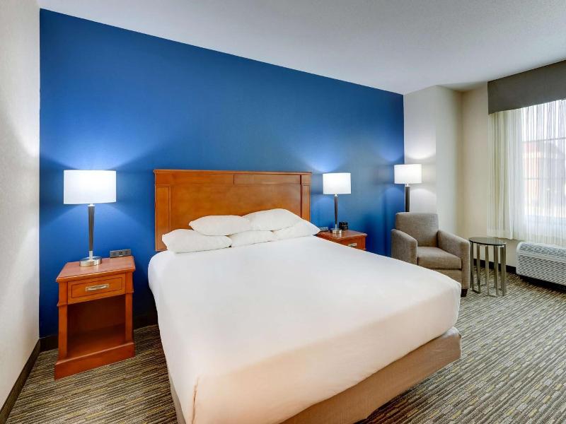 Drury Inn Suites Sikeston image
