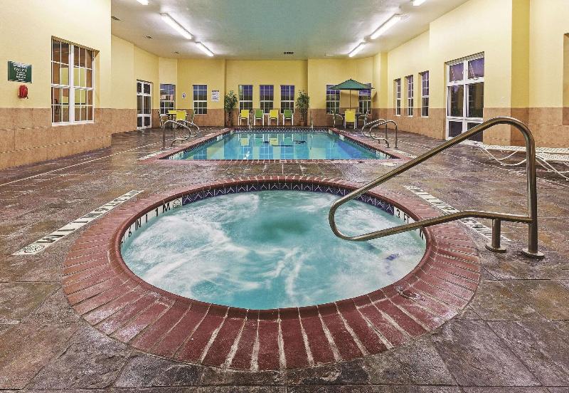 La Quinta Inn Suites Eastland image