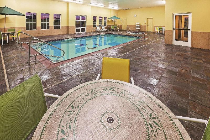 La Quinta Inn Suites Eastland image