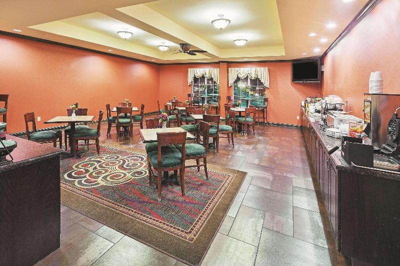 La Quinta Inn Suites Eastland image