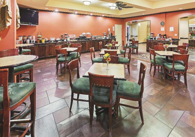 La Quinta Inn Suites Eastland image