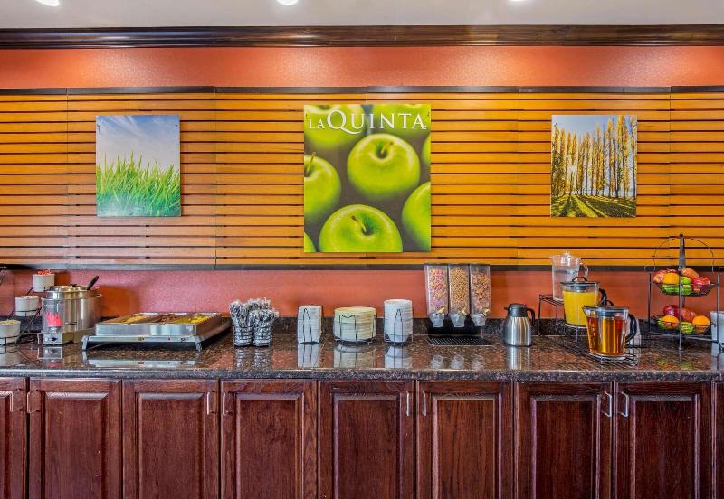 La Quinta Inn Suites Eastland image