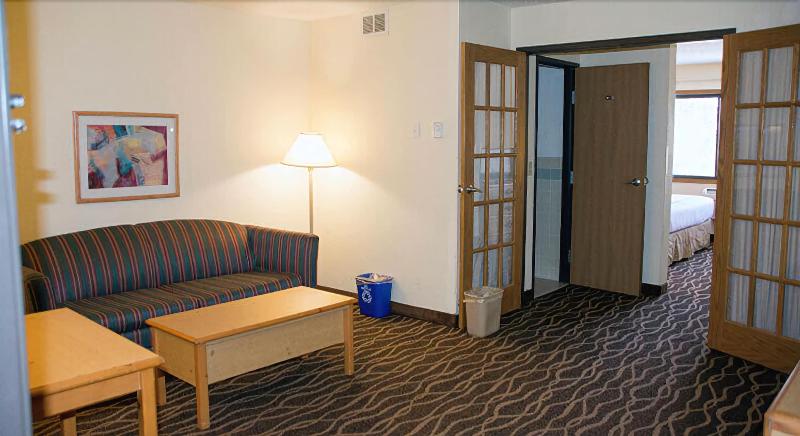 Boarders Inn And Suites Wautoma image