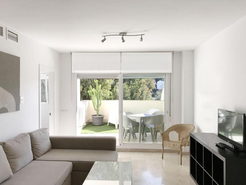 Apartamentos Doña Carmen image
