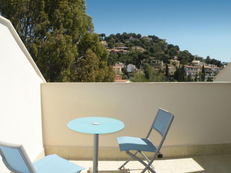 Apartamentos Doña Carmen image