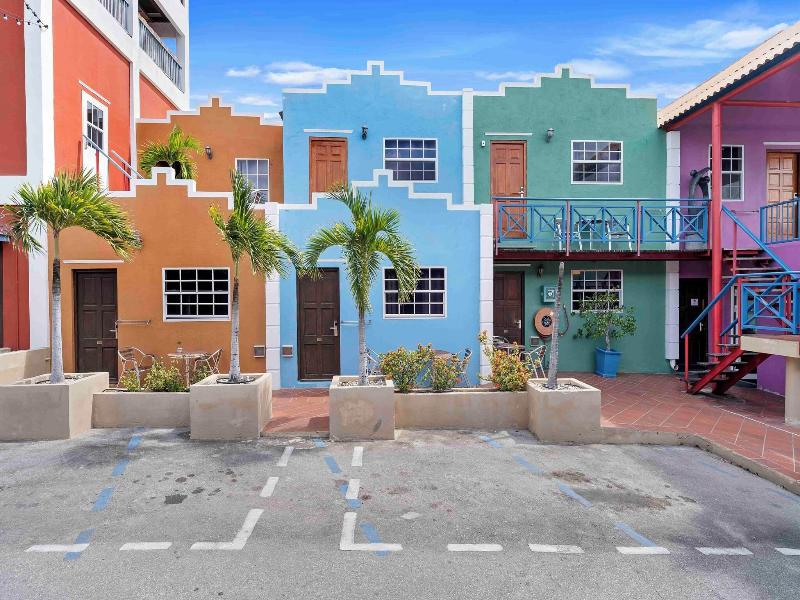 The Ritz Hostel image