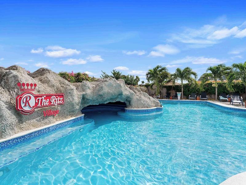 The Ritz Hostel image