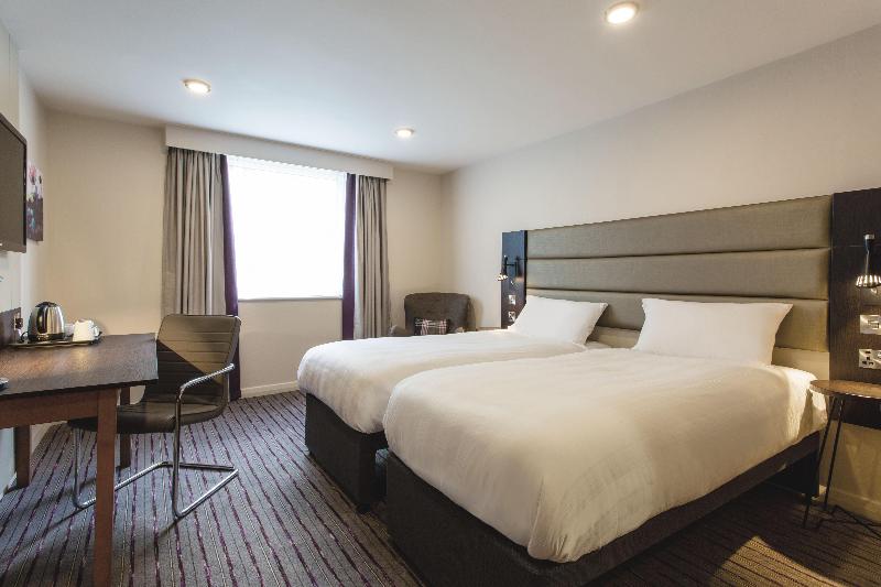 Premier Inn London City (Old Street) - Image 6