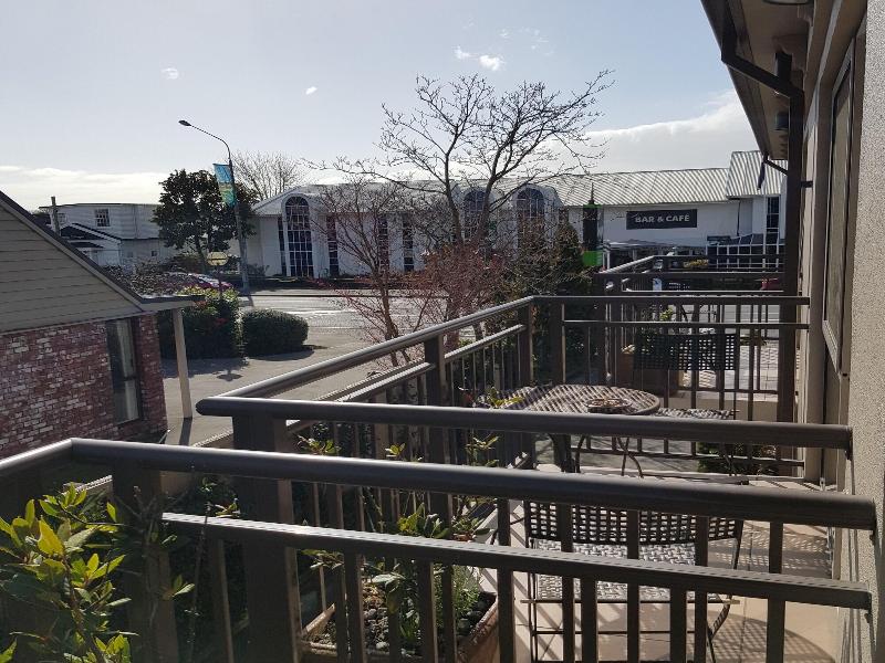De Lago Motel image