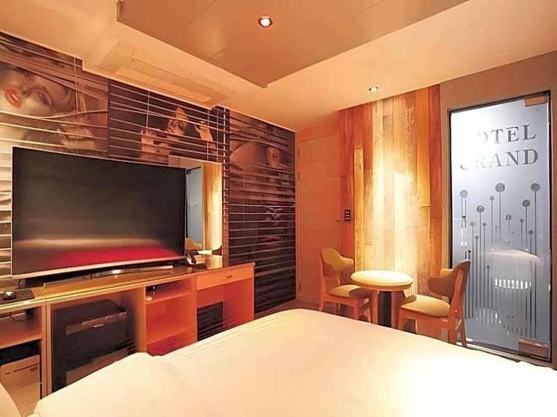 Goodstay Grand Motel Chuncheon image
