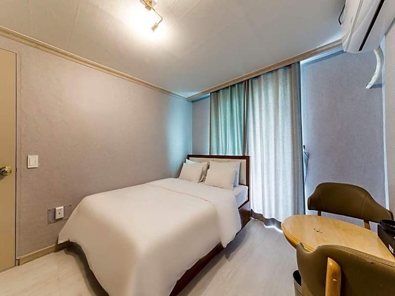 Goodstay Grand Motel Chuncheon image
