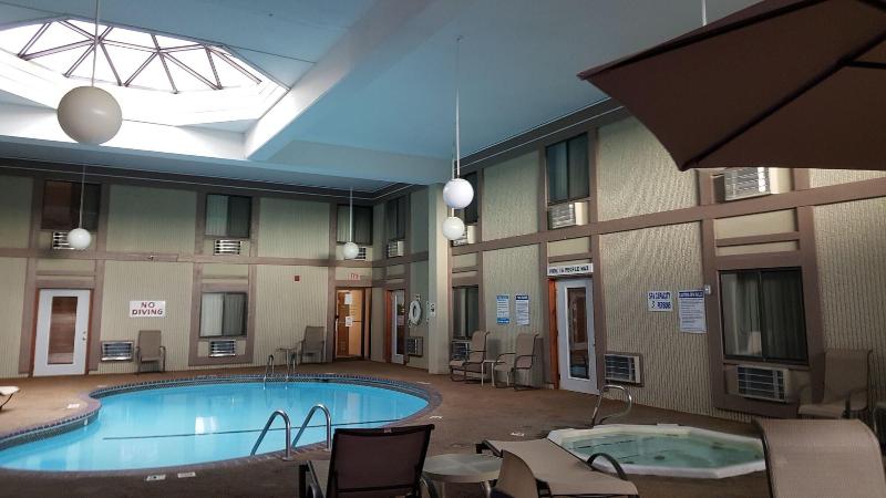 Crookston Inn And Convention Center