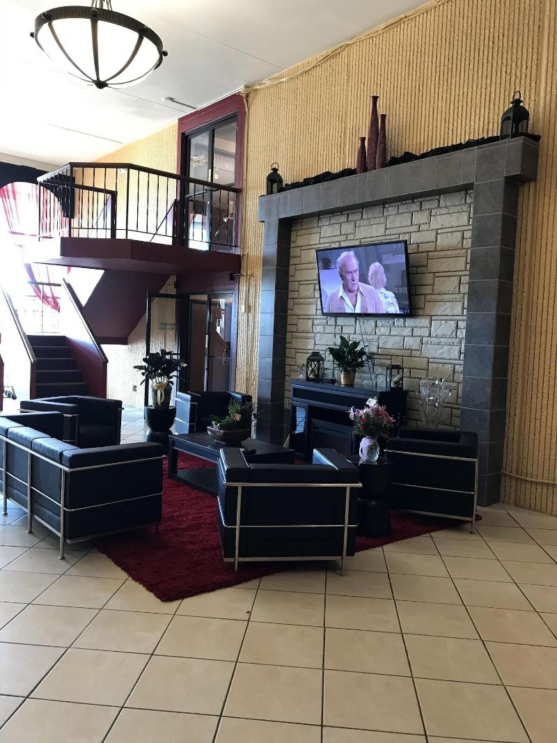 Crookston Inn And Convention Center