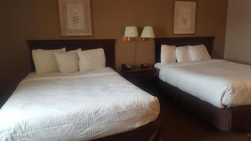 Crookston Inn And Convention Center 5