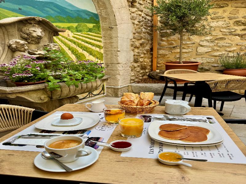 Hotel Du Midi image
