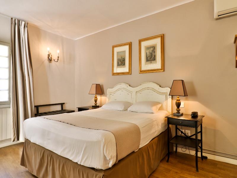 Hotel Du Midi image