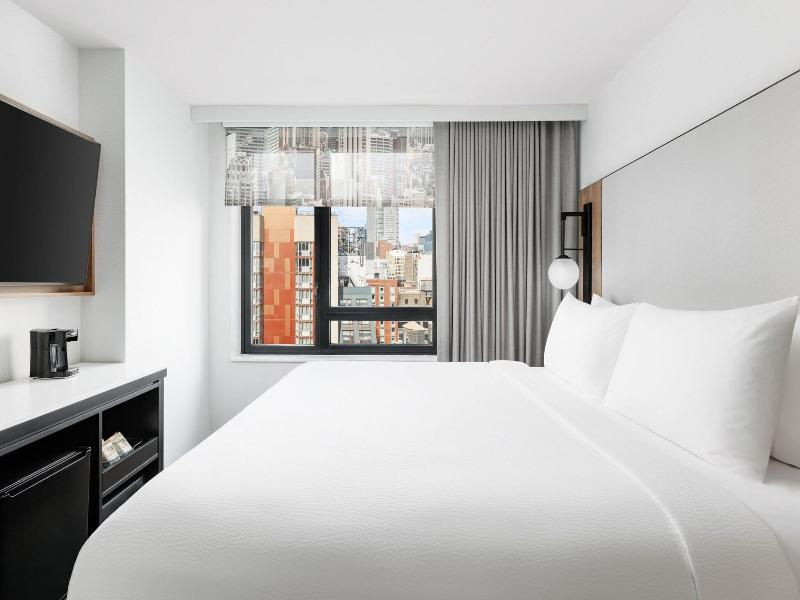 Fairfield Inn Suites New York Manhattan Times Squa image