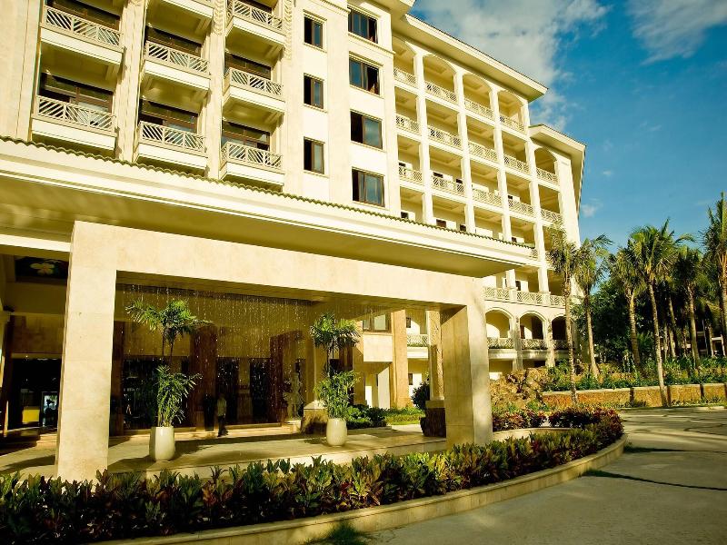 Olalani Resort & Condotel image