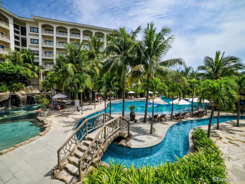 Olalani Resort & Condotel image