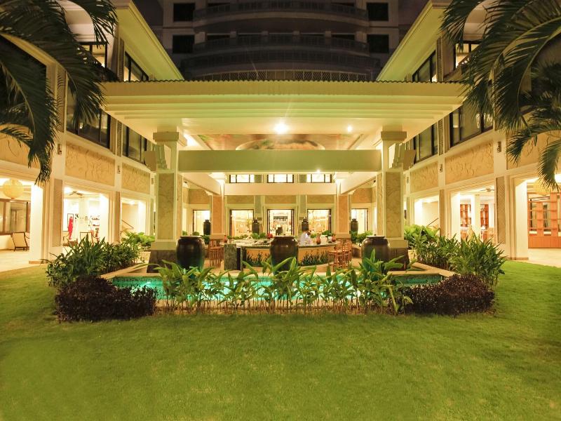 Olalani Resort & Condotel image