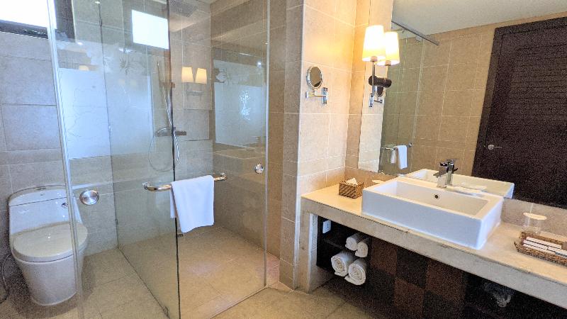Olalani Resort & Condotel image