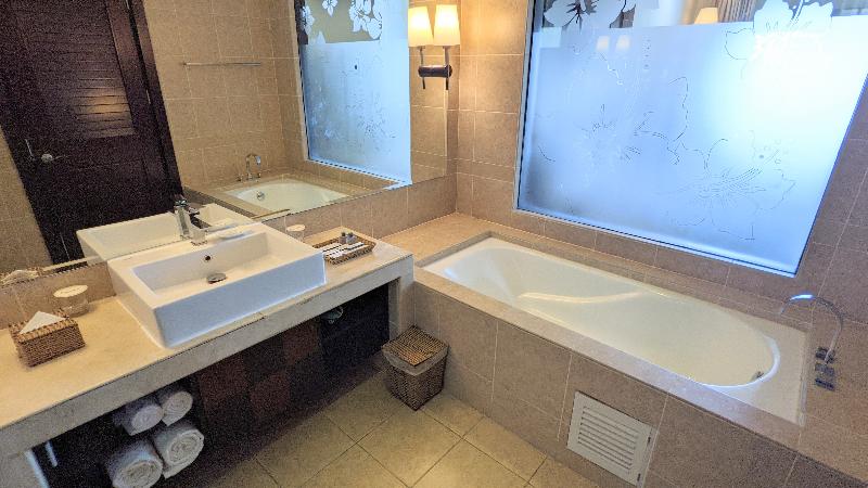 Olalani Resort & Condotel image
